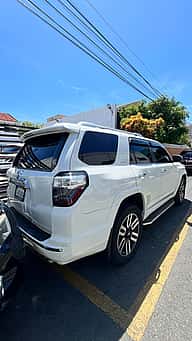 Toyota 4 Runner Limited 2016 - miniatura 4