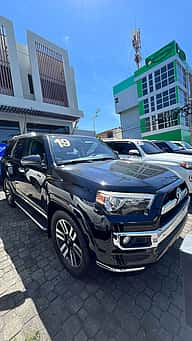 Toyota 4 Runner Limited 2019 - miniatura 2
