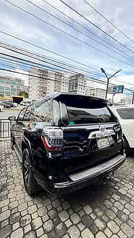 Toyota 4 Runner Limited 2019 - miniatura 3