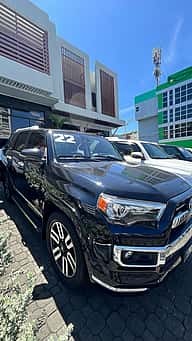 Toyota 4 Runner Limited 2022 - miniatura 2