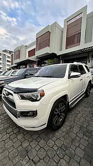 Toyota 4Runner Limited 2015 - miniatura 1
