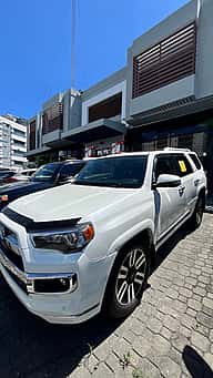 Toyota 4Runner Limited 2021 - miniatura 1