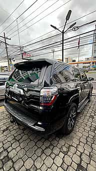 Toyota 4Runner Limited 2021 - miniatura 3