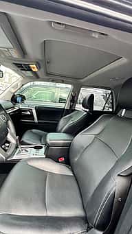 Toyota 4Runner Limited 2022 - miniatura 6