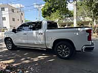 Chevrolet Silverado High Country Duramax 2023 - miniatura 5