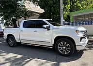 Chevrolet Silverado High Country Duramax 2023 - miniatura 3