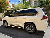 Lexus LX 570 2017 - miniatura 5