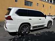 Lexus LX 570 2017 - miniatura 4