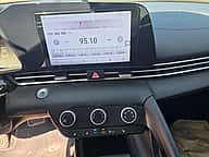 Hyundai Avante 2021 - miniatura 7