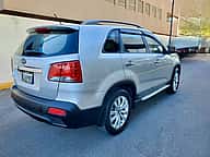 Kia Sorento Limited 2011 - miniatura 4