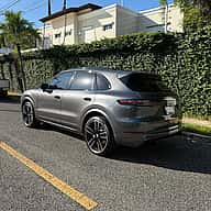 Porsche Cayenne 2019 - miniatura 2
