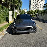 Porsche Cayenne 2019 - miniatura 5