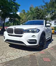 BMW X6 M50i 2015 - miniatura 1
