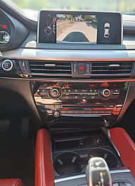 BMW X6 M50i 2015 - miniatura 10
