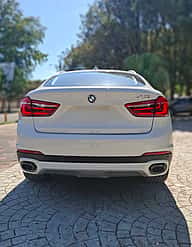 BMW X6 M50i 2015 - miniatura 4