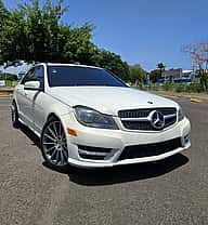 Mercedes Benz C 300 4 Matic 2012 - miniatura 2