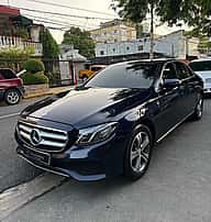 Mercedes Benz E 300 2017 - miniatura 1