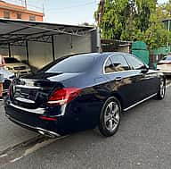 Mercedes Benz E 300 2017 - miniatura 4
