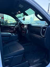 Chevrolet Silverado LT DURAMAX 2021 - miniatura 2