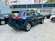 Toyota RAV4 XLE PLUS 2022 - miniatura 2