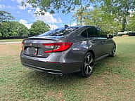 Honda Accord LX 2020 - miniatura 3