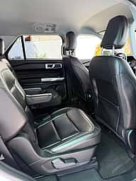 Ford Explorer XLT 2021 - miniatura 9