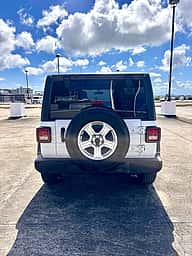 Jeep Wrangler Sport 2021 - miniatura 7