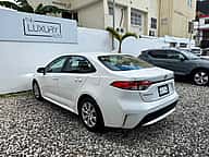 Toyota Corolla LE Plus 2021 - miniatura 4