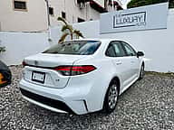 Toyota Corolla LE Plus 2021 - miniatura 6