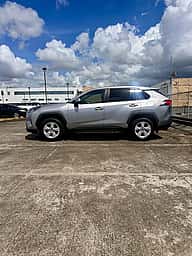 Toyota RAV4 LE PLUS 2021 - miniatura 2