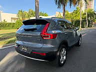 Volvo XC40 T4 Momemtum 2021 - miniatura 6
