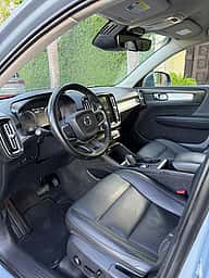 Volvo XC40 T4 Momemtum 2021 - miniatura 7