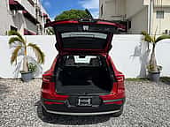 Volvo XC40 T4 Momemtum 2022 - miniatura 10