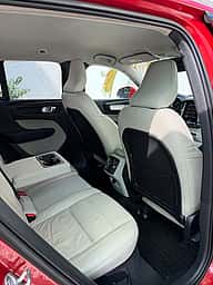 Volvo XC40 T4 Momemtum 2022 - miniatura 9