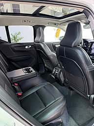 Volvo XC40 Ultimate Dark B5 2024 - miniatura 10