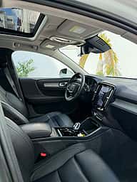 Volvo XC40 Ultimate Dark B5 2024 - miniatura 7