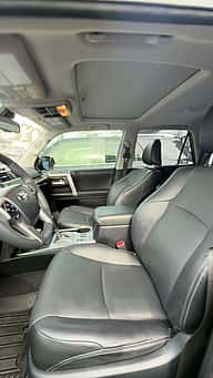 Toyota 4Runner Limited 2022 - miniatura 4