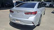 Hyundai Sonata 2020 - miniatura 5