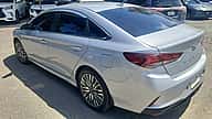 Hyundai Sonata 2020 - miniatura 1