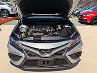 Toyota Camry 2023 - miniatura 2