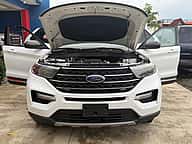 Ford Explorer XLT 2023 - miniatura 10