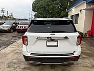 Ford Explorer XLT 2023 - miniatura 3