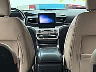 Ford Explorer XLT 2023 - miniatura 11