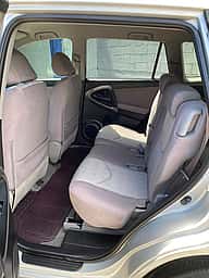 Toyota RAV4 LE 2008 - miniatura 8