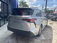 Toyota Sienna XLE 2022 - miniatura 10