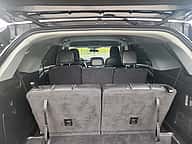 Ford Explorer XLT 2022 - miniatura 9