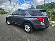 Ford Explorer XLT 2022 - miniatura 3