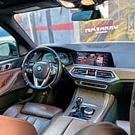 BMW X5 xDrive40i 2019 - miniatura 6