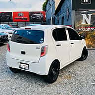 Daihatsu Mira 2017 - miniatura 4