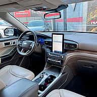 Ford Explorer Platinum 2020 - miniatura 7